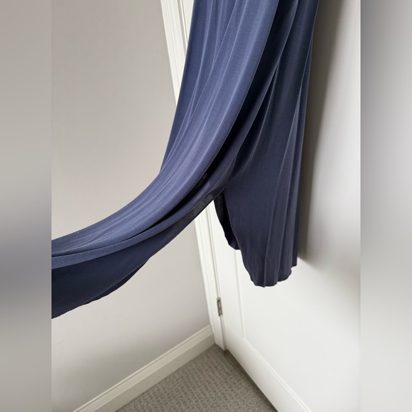 Navy Sleeveless Slip Dress - Picture 3 of 4